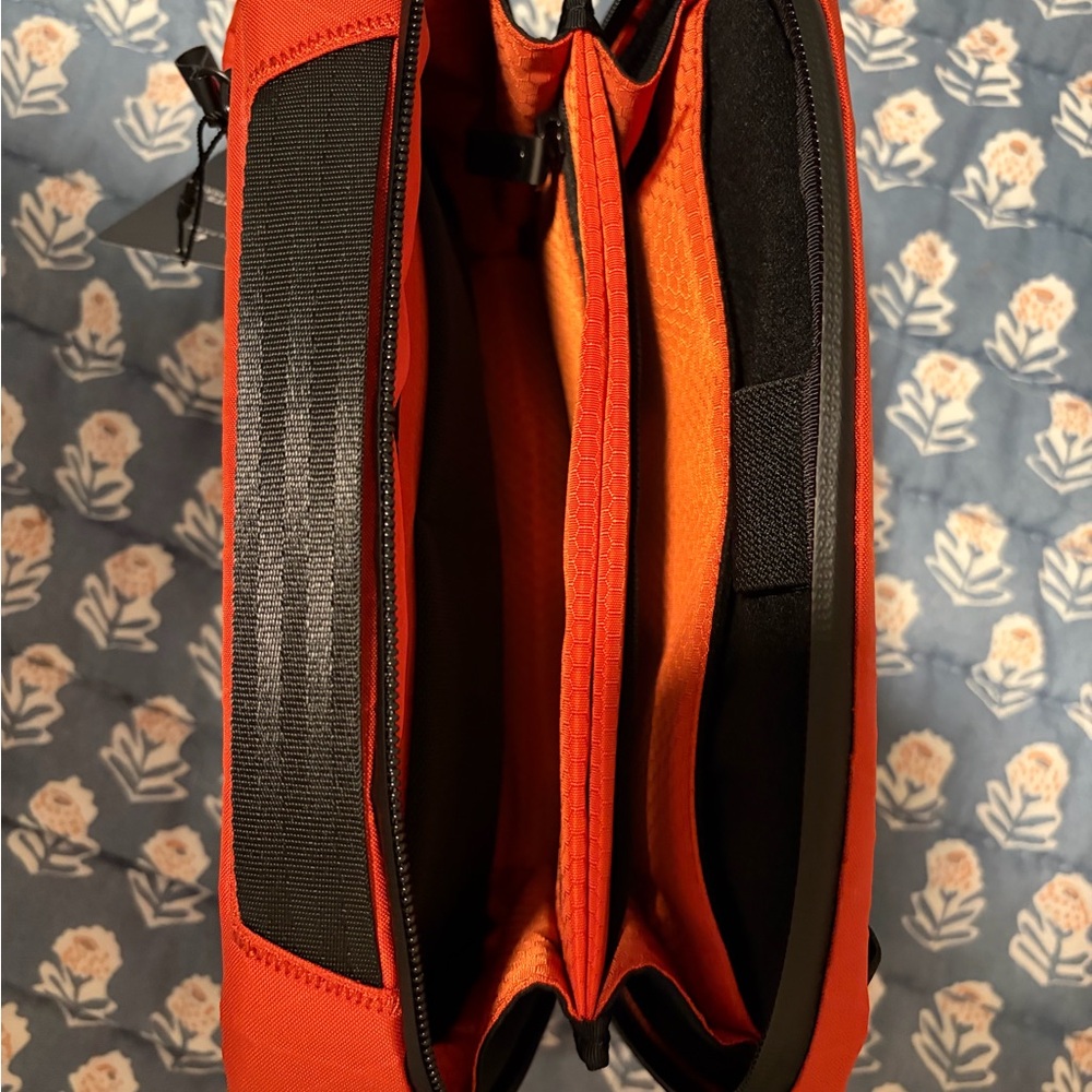 🟧 NWT Alpaka Elements Tech Case Max – Hot Orange (Sold Out / Hard to Find) - Picture 9 of 10